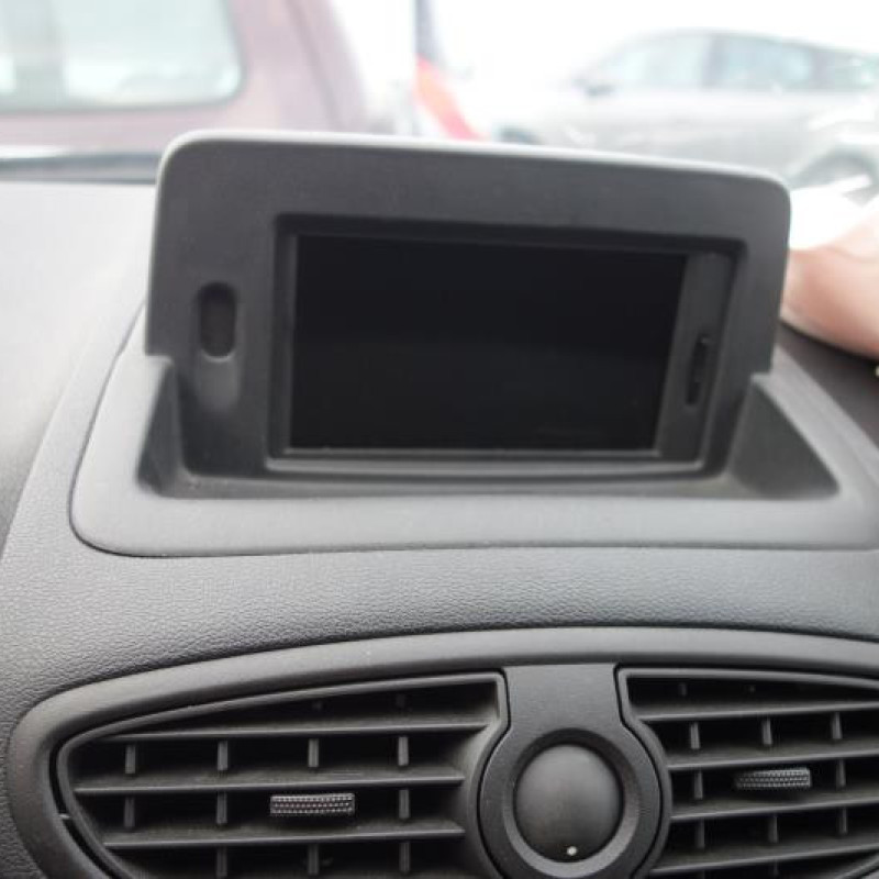 Renfort pare choc arriere (traverse) RENAULT CLIO 3 Photo n°9