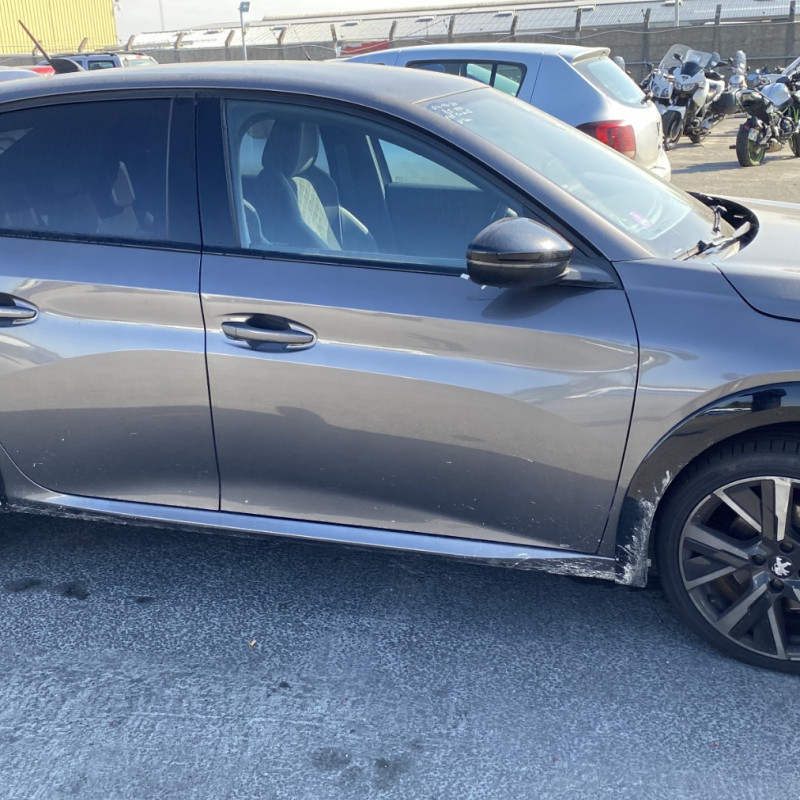 PEUGEOT 208 2 1.2 PURETECH - 12V TURBO Photo n°8