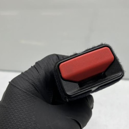 Attache ceinture avant gauche PEUGEOT 308 2 SW