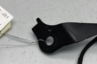 Attache ceinture avant gauche PEUGEOT 308 2 SW