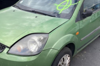 Aile avant droit FORD FIESTA 5