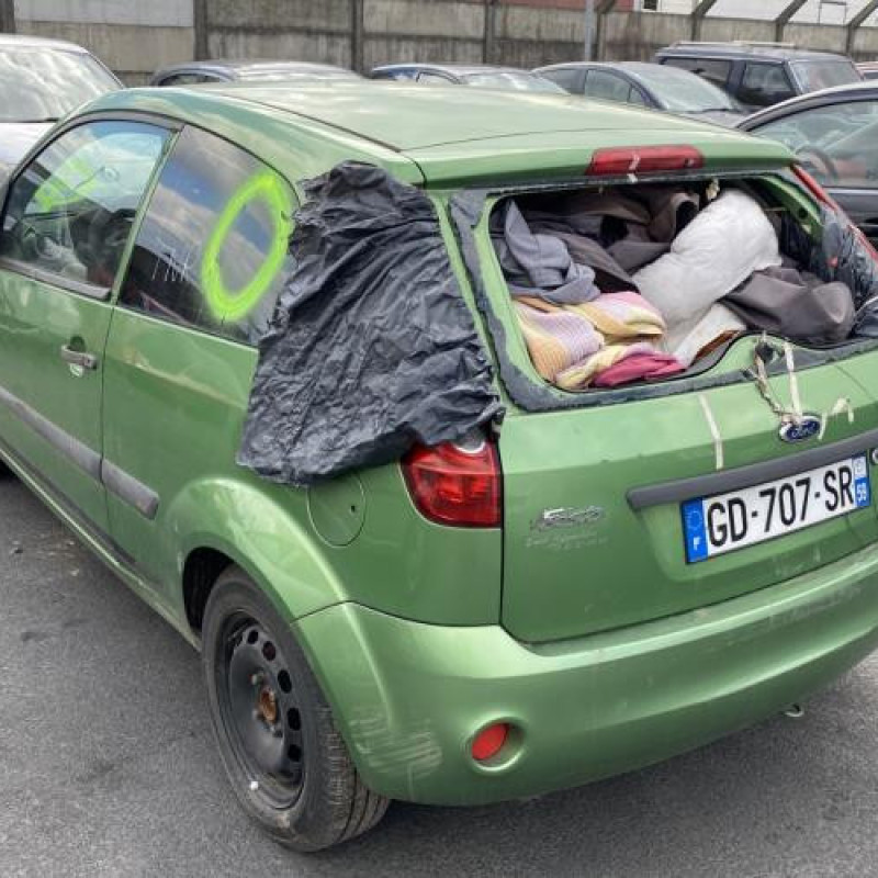 Aile avant droit FORD FIESTA 5 Photo n°8