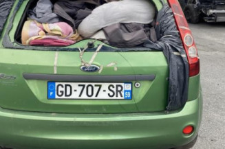 Aile avant droit FORD FIESTA 5