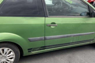 Aile avant droit FORD FIESTA 5
