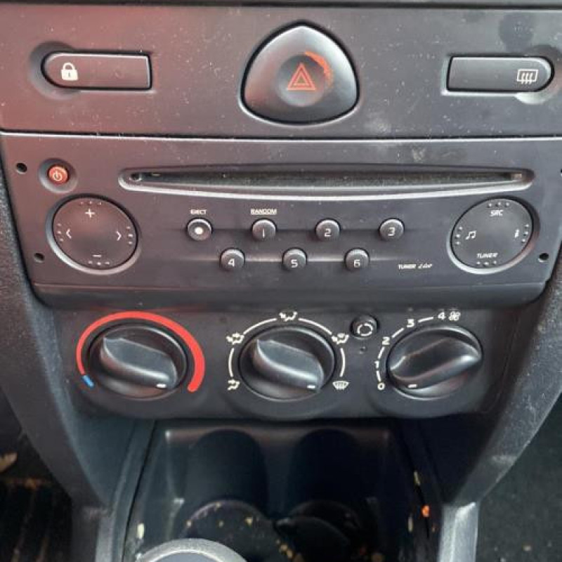 Capot RENAULT CLIO 2 Photo n°20
