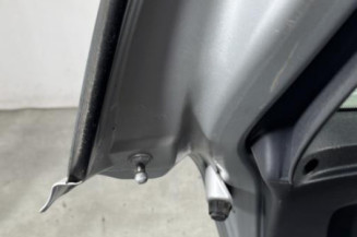 Malle/Hayon arriere RENAULT CLIO 3
