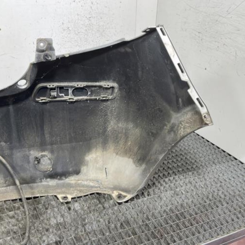 Pare choc arriere RENAULT CLIO 3 Photo n°4