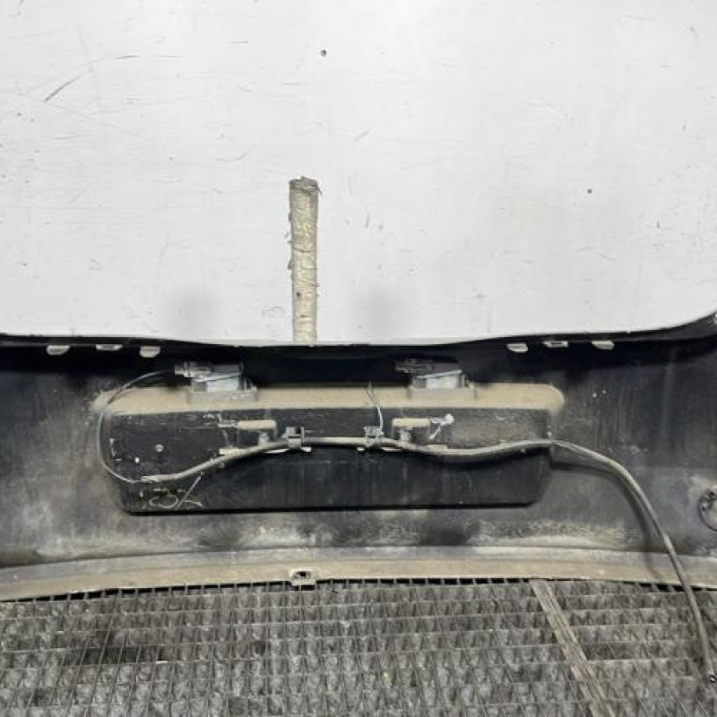 Pare choc arriere RENAULT CLIO 3 Photo n°5