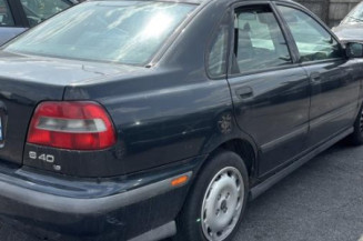 Moteur essuie glace avant VOLVO S 40 1