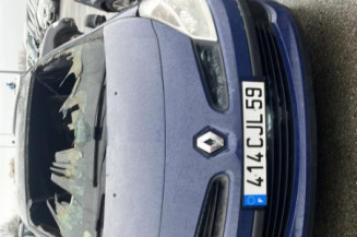 Pare choc arriere RENAULT CLIO 3