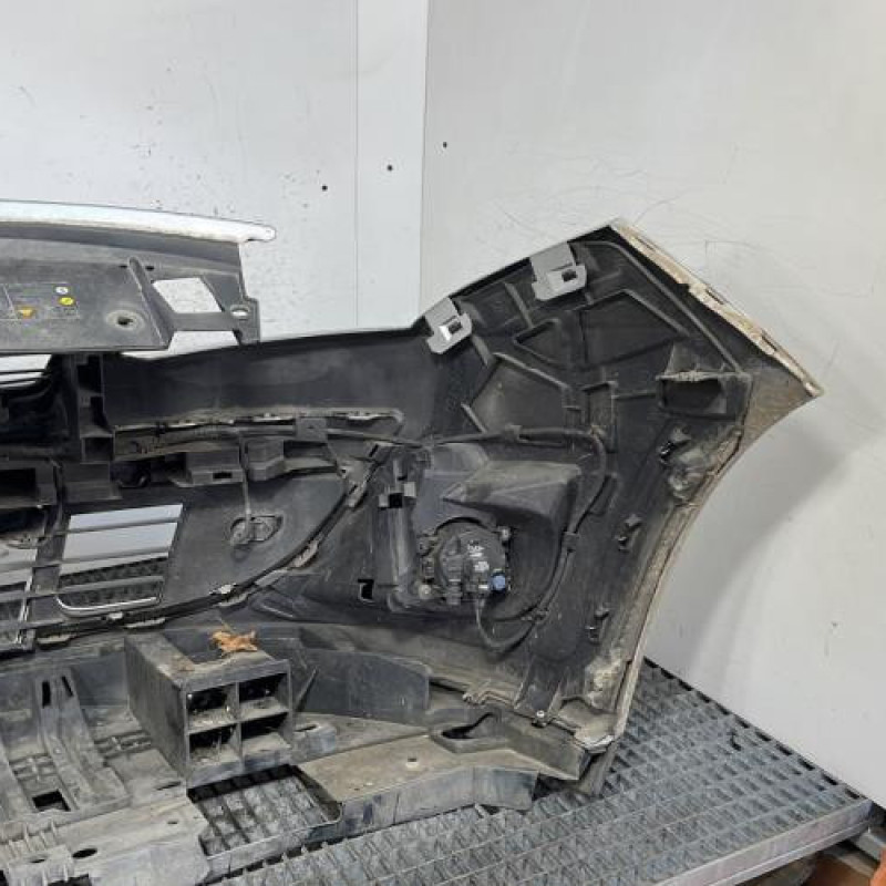 Pare choc avant RENAULT SCENIC 3 Photo n°4