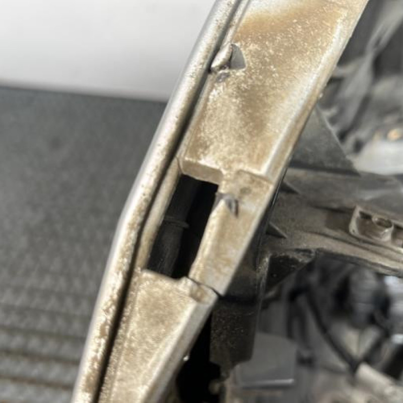 Pare choc avant RENAULT SCENIC 3 Photo n°9