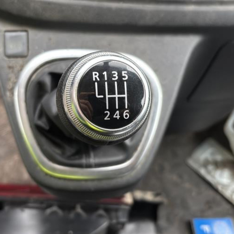 Reservoir AdBlue RENAULT TRAFIC 3 COURT Photo n°16
