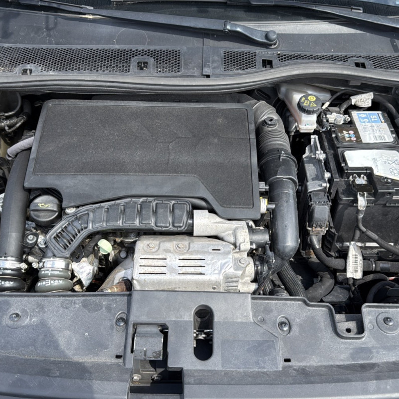 PEUGEOT 208 2 1.2 PURETECH - 12V TURBO Photo n°22