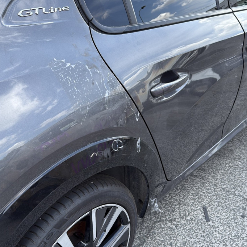 PEUGEOT 208 2 1.2 PURETECH - 12V TURBO Photo n°30