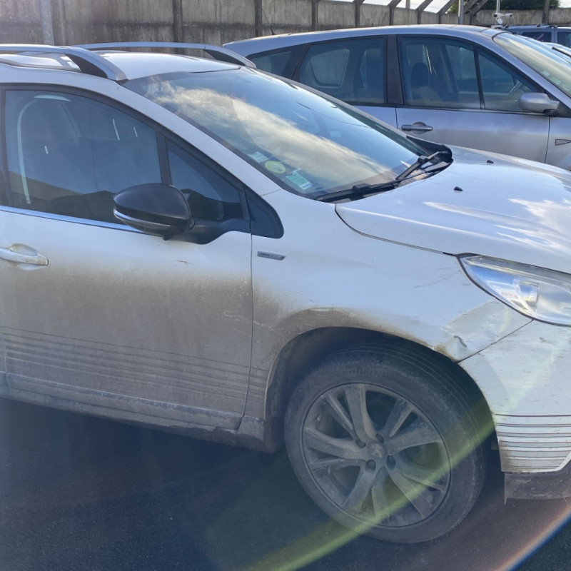 PEUGEOT 2008 1 PHASE 1 1.6 BLUE HDI - 8V TURBO Photo n°8
