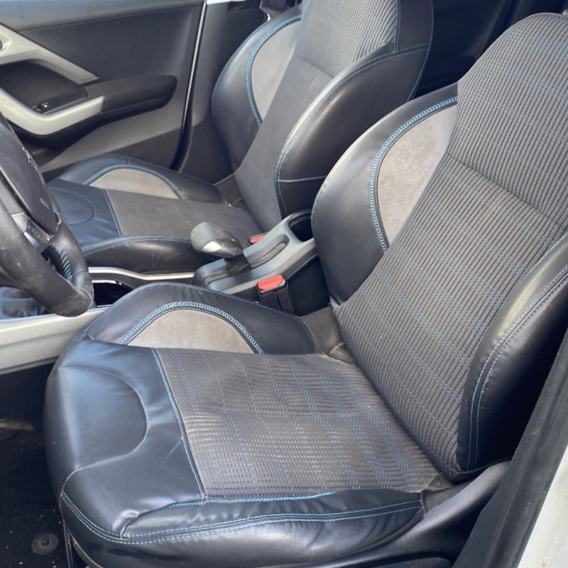 PEUGEOT 2008 1 PHASE 1 1.6 BLUE HDI - 8V TURBO Photo n°11
