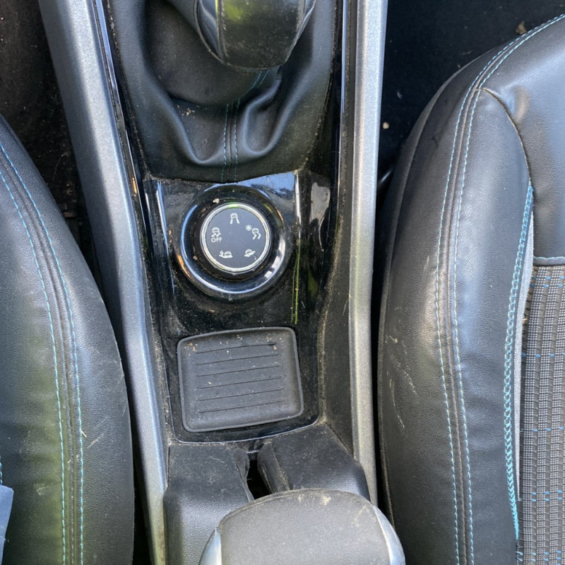 PEUGEOT 2008 1 PHASE 1 1.6 BLUE HDI - 8V TURBO Photo n°18