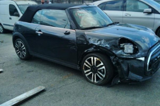 MINI MINI 3 F57 CABRIOLET 1.5i - 12V TURBO COOPER