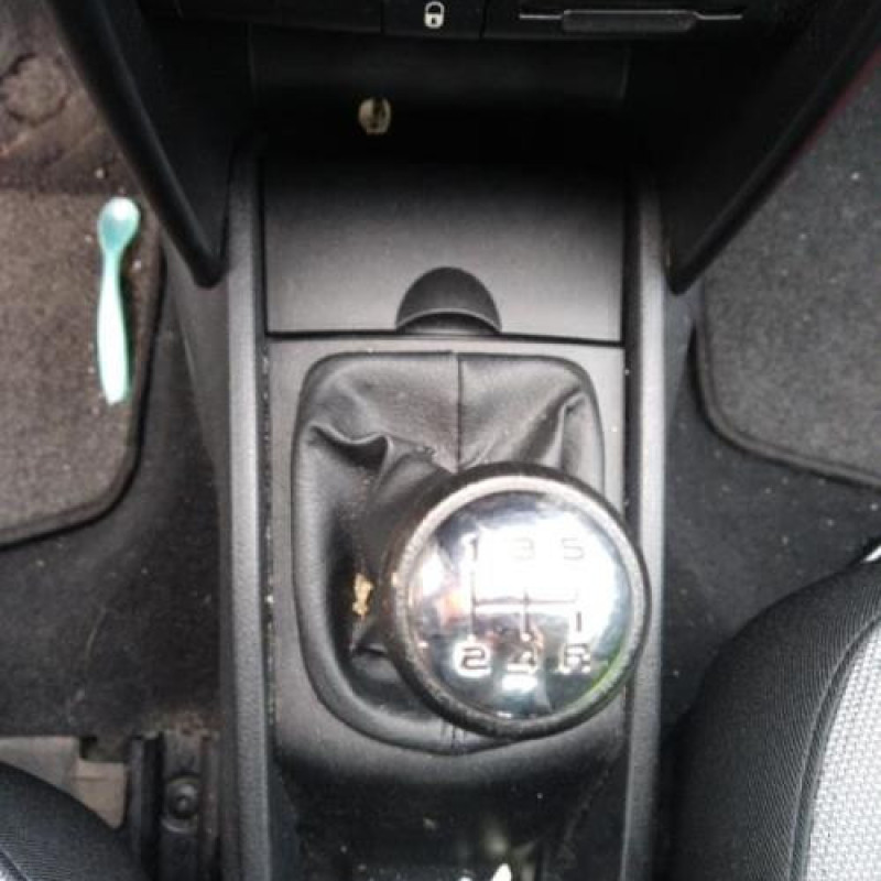 Aile avant droit PEUGEOT 207 Photo n°5
