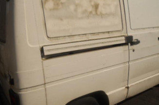 Aile avant droit RENAULT TRAFIC 1
