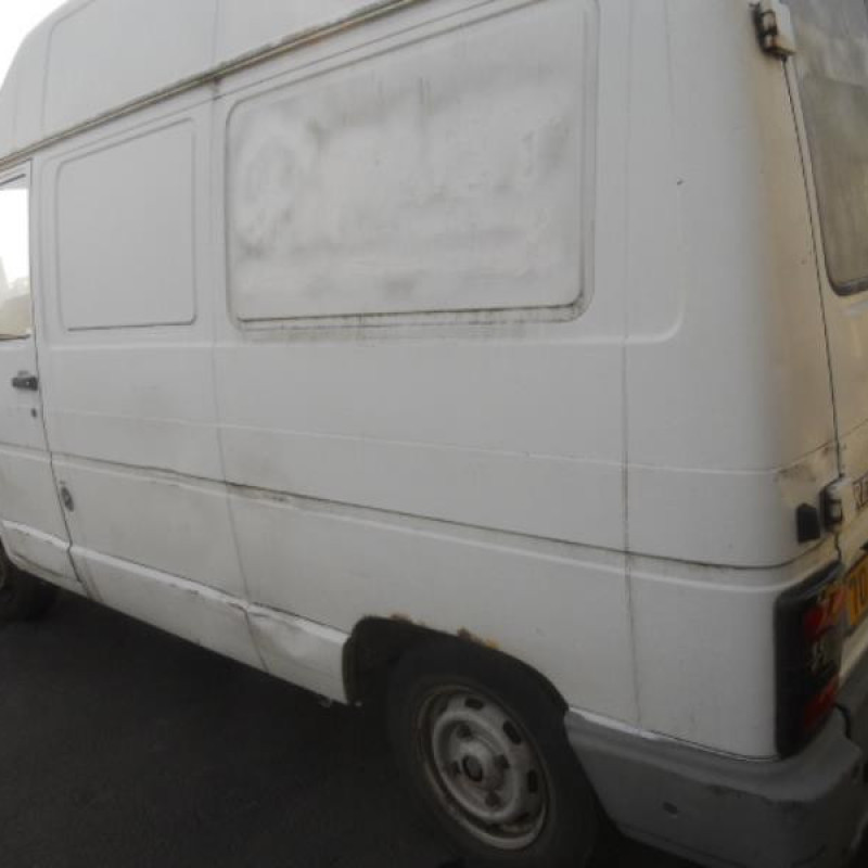 Aile avant droit RENAULT TRAFIC 1 Photo n°5