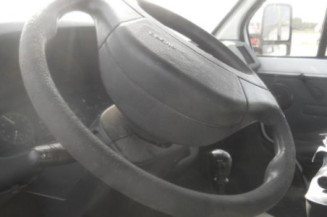 Aile avant droit RENAULT TRAFIC 1