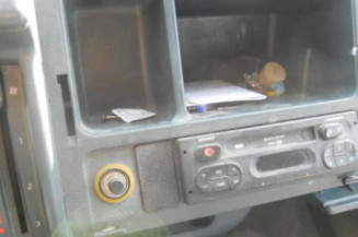 Aile avant droit RENAULT TRAFIC 1