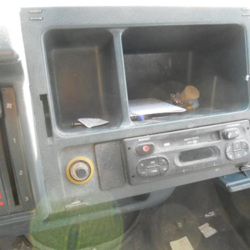 Aile avant droit RENAULT TRAFIC 1 Photo n°7