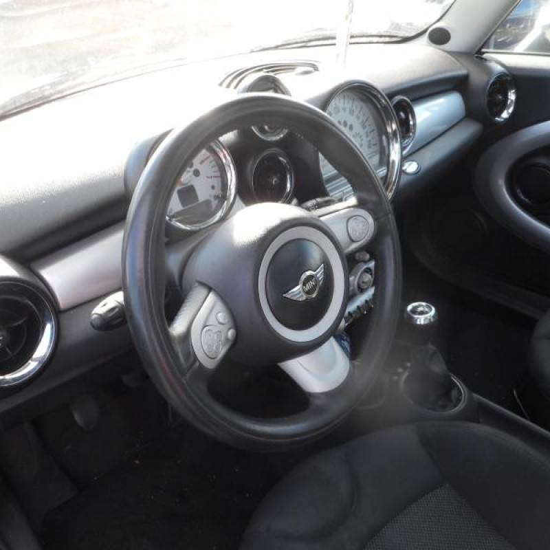 Renfort pare choc arriere (traverse) MINI MINI 2 R56 Photo n°6