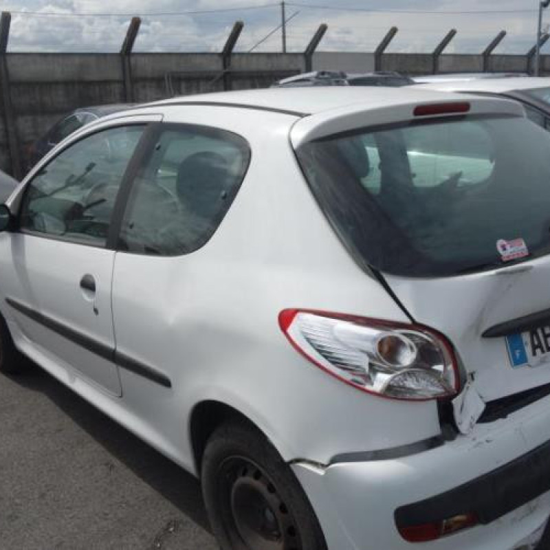 Aile avant droit PEUGEOT 206+ Photo n°6