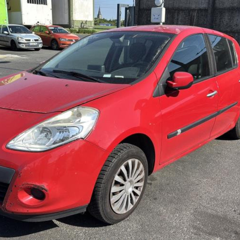 Aile avant droit RENAULT CLIO 3 Photo n°6