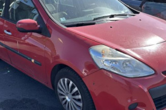 Aile avant droit RENAULT CLIO 3