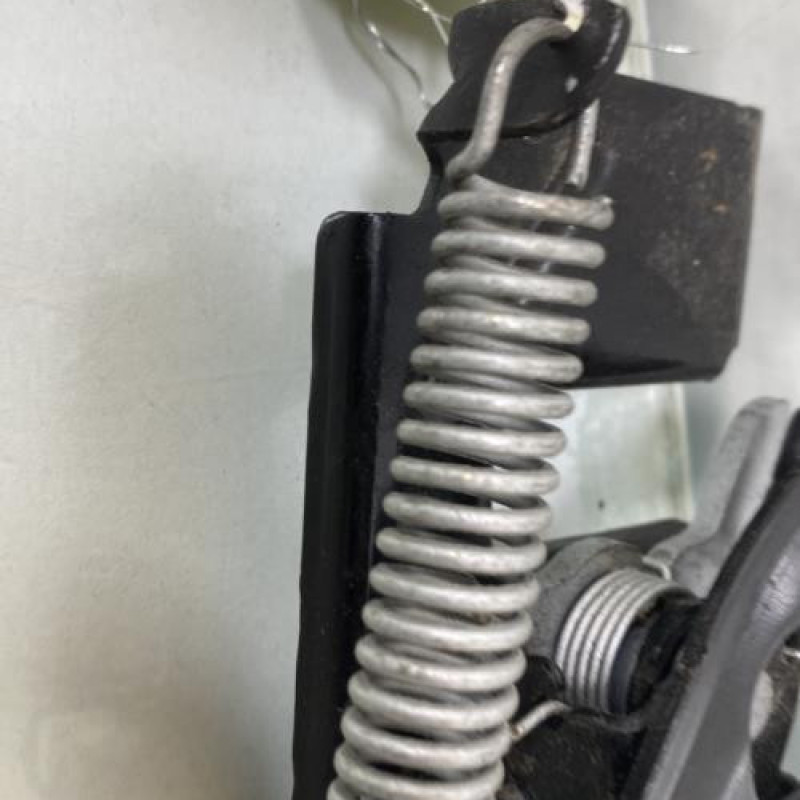 Fermeture de capot BMW SERIE 1 F20 Photo n°5