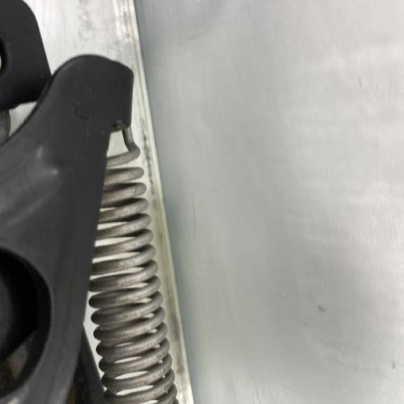 Fermeture de capot BMW SERIE 1 F20 Photo n°6
