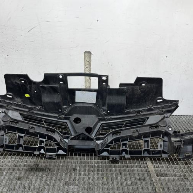 Calandre RENAULT MEGANE 3 Photo n°4
