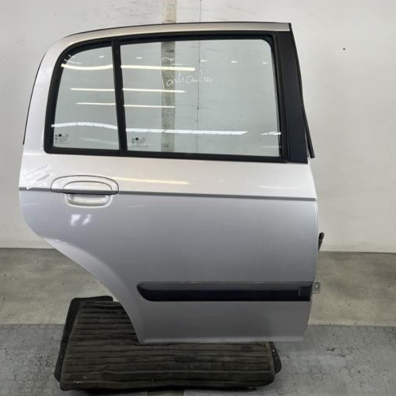 Porte arriere droit HYUNDAI GETZ Photo n°1