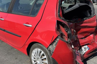 Porte avant droit RENAULT CLIO 3