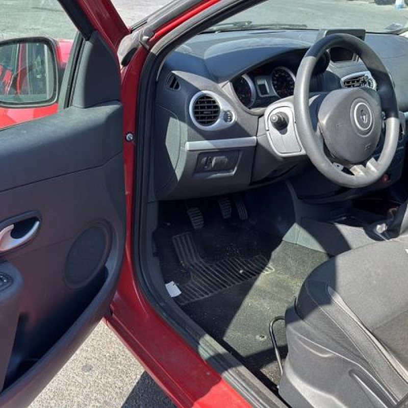 Porte avant droit RENAULT CLIO 3 Photo n°16