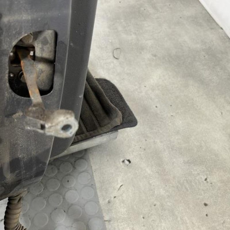 Porte arriere droit RENAULT MEGANE 3 Photo n°5