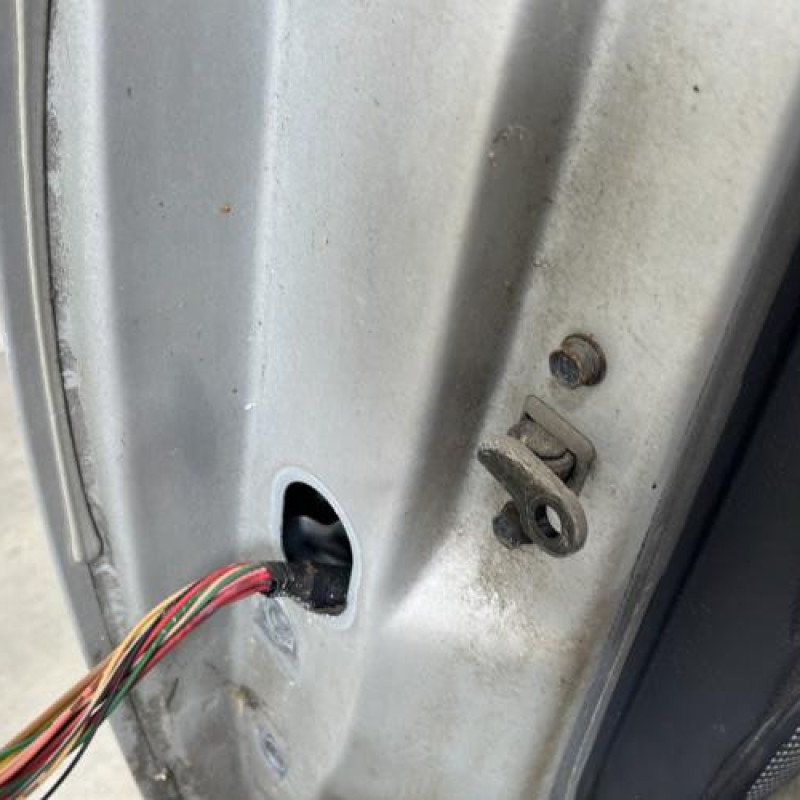 Porte avant droit HYUNDAI GETZ Photo n°7