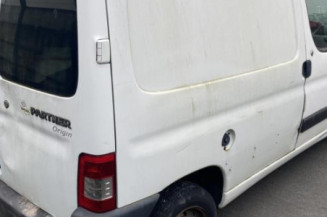 Porte de coffre gauche PEUGEOT PARTNER 1
