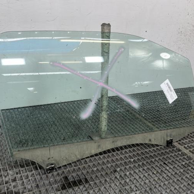 Vitre avant droit CITROEN DS3 Photo n°3