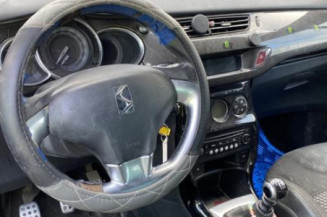 Vitre avant droit CITROEN DS3
