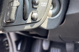 Vitre arriere droit RENAULT CLIO 3