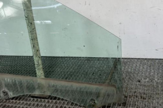 Vitre avant droit RENAULT CLIO 3