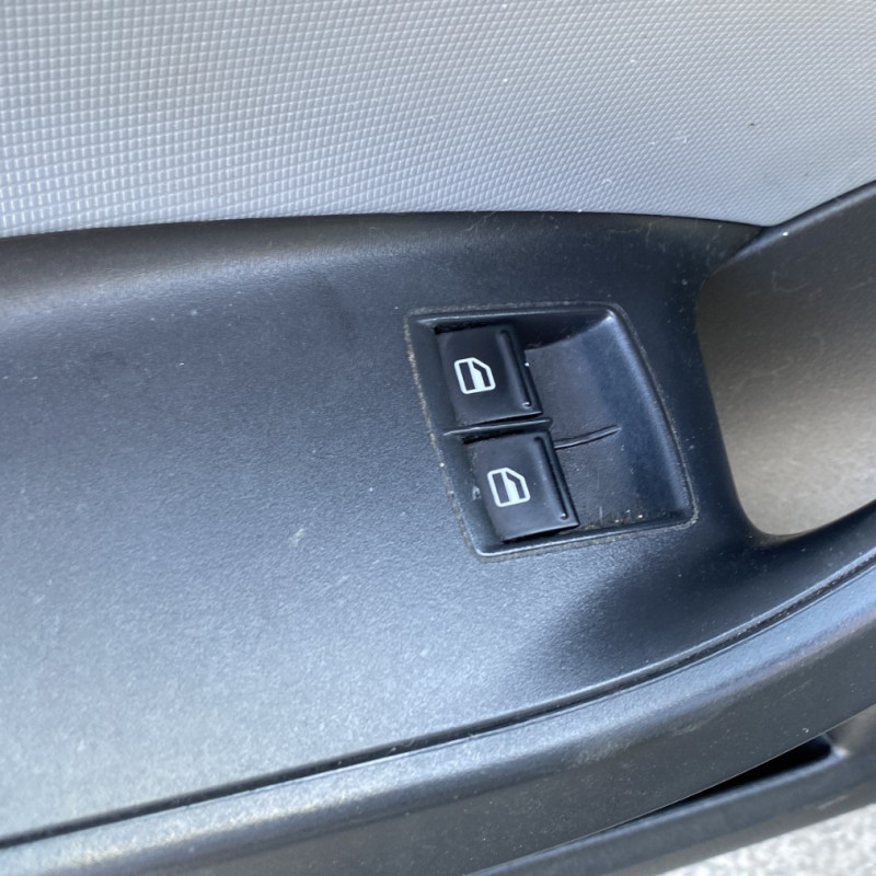 SEAT IBIZA 4 PHASE 1 1.4i - 16V Photo n°10