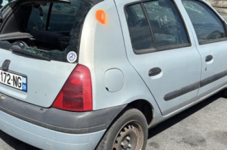 Aile avant droit RENAULT CLIO 2