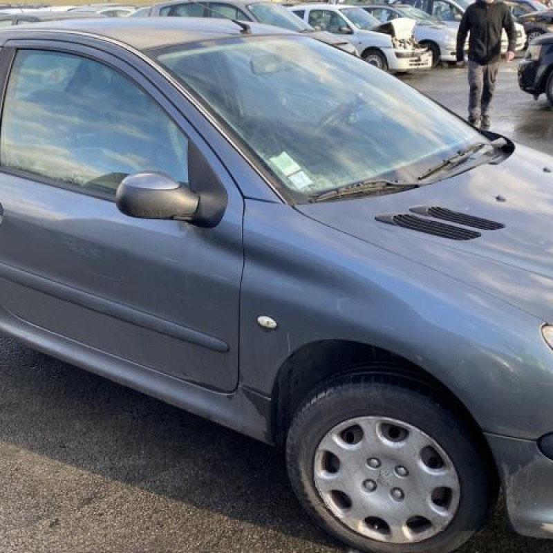 Aile avant droit PEUGEOT 206 Photo n°12