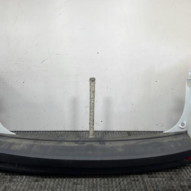 Pare choc arriere RENAULT MEGANE 3 Photo n°1